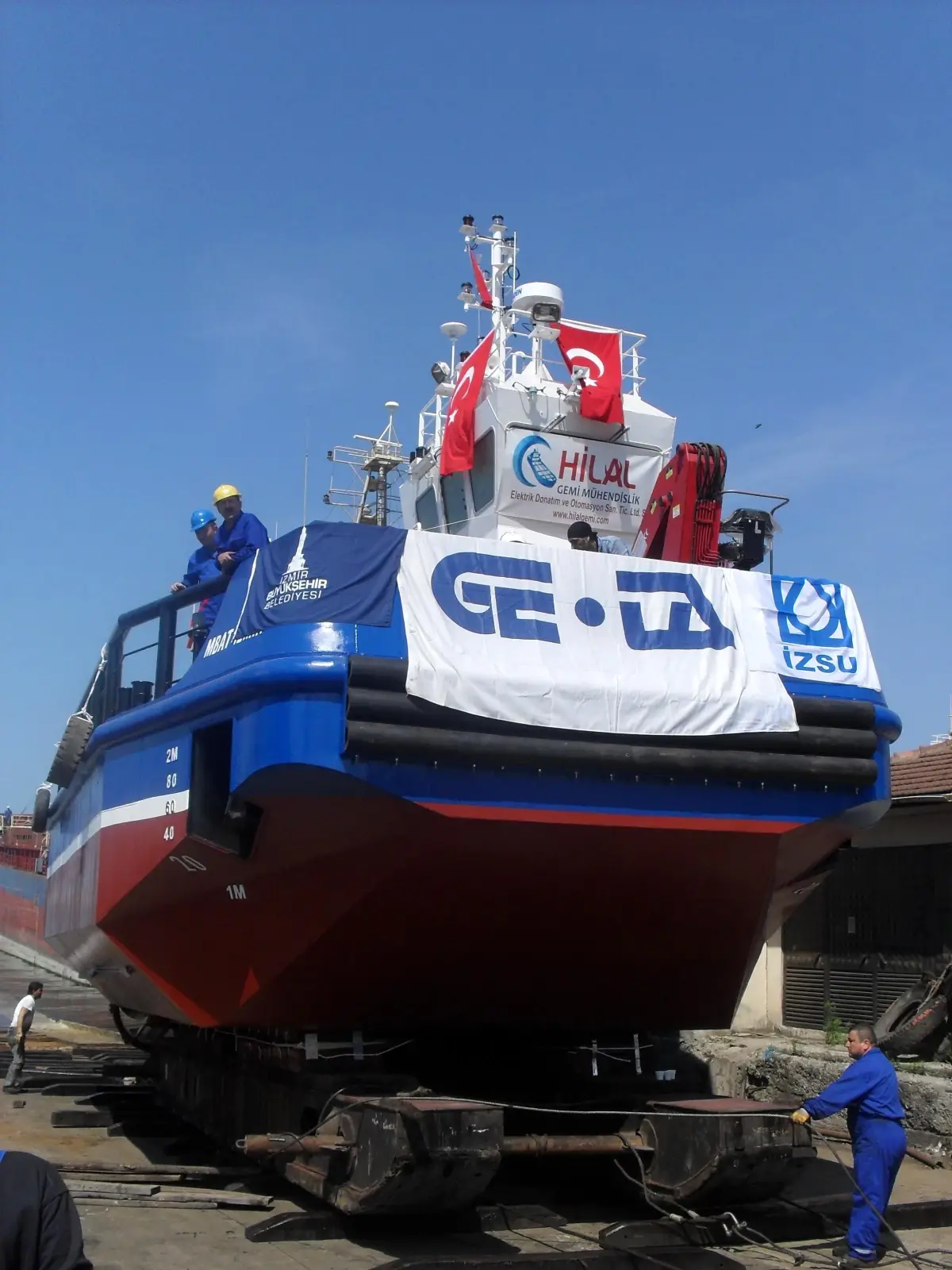 İzmir\'in İmbat\'ı Denize İndi