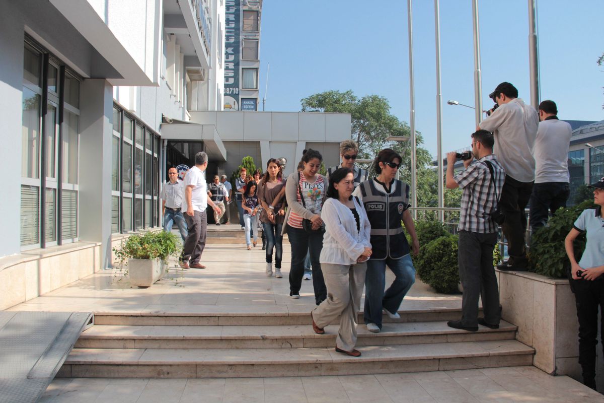 Kck Zanlıları Adliyeye Sevk Edildi