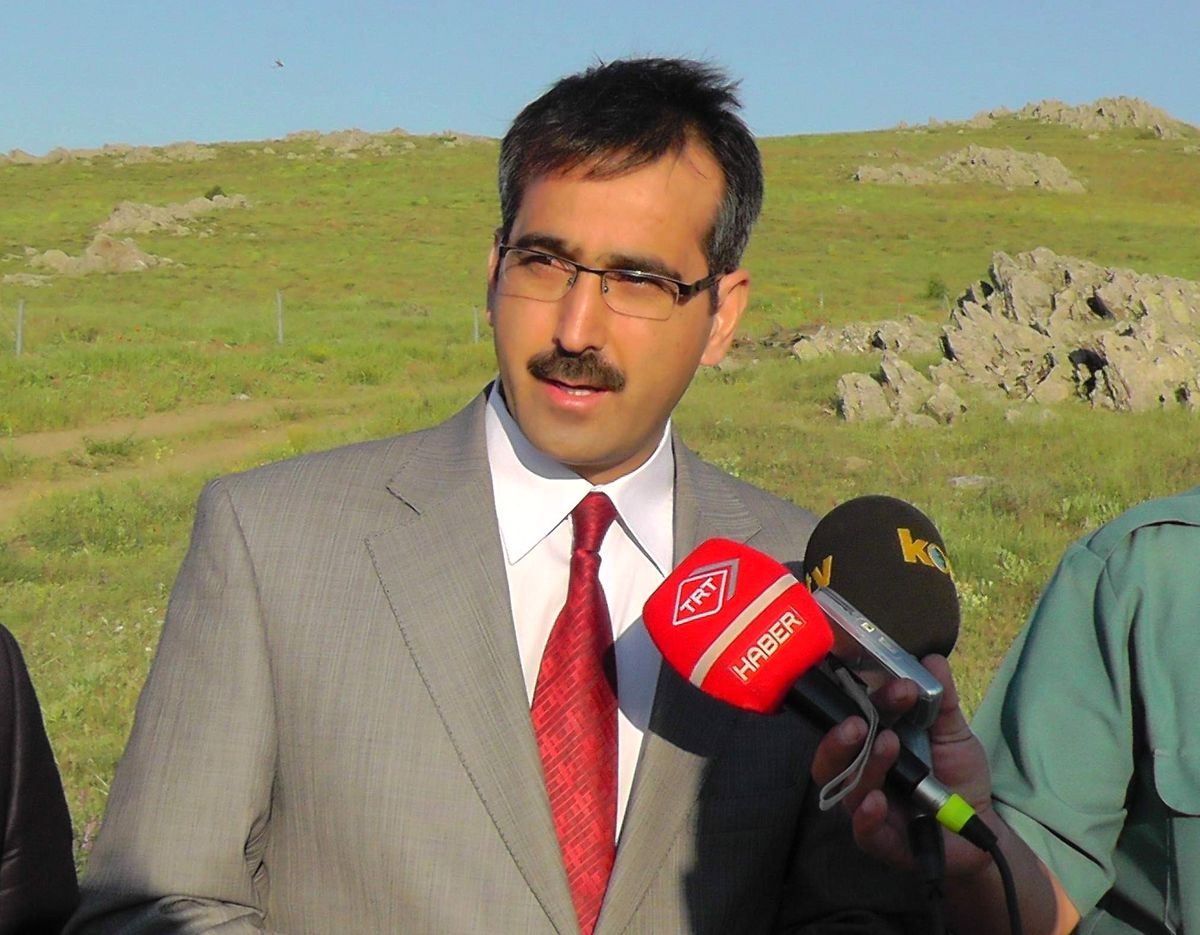 Kınalı Keklikler Kene ve Süne Mücadelesinde
