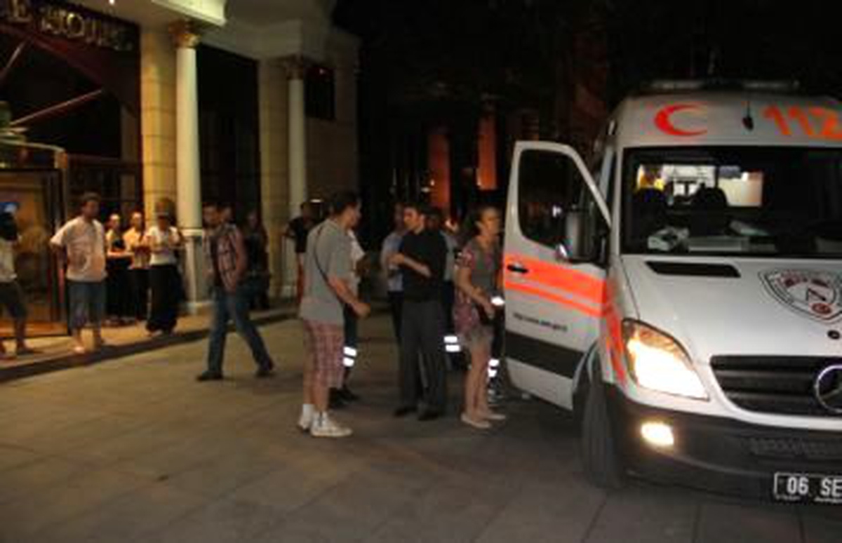 "Makedonya Kültür Günleri" İçin Ankara\'ya Gelen Ekip, Yedikleri Yemekten Zehirlendi