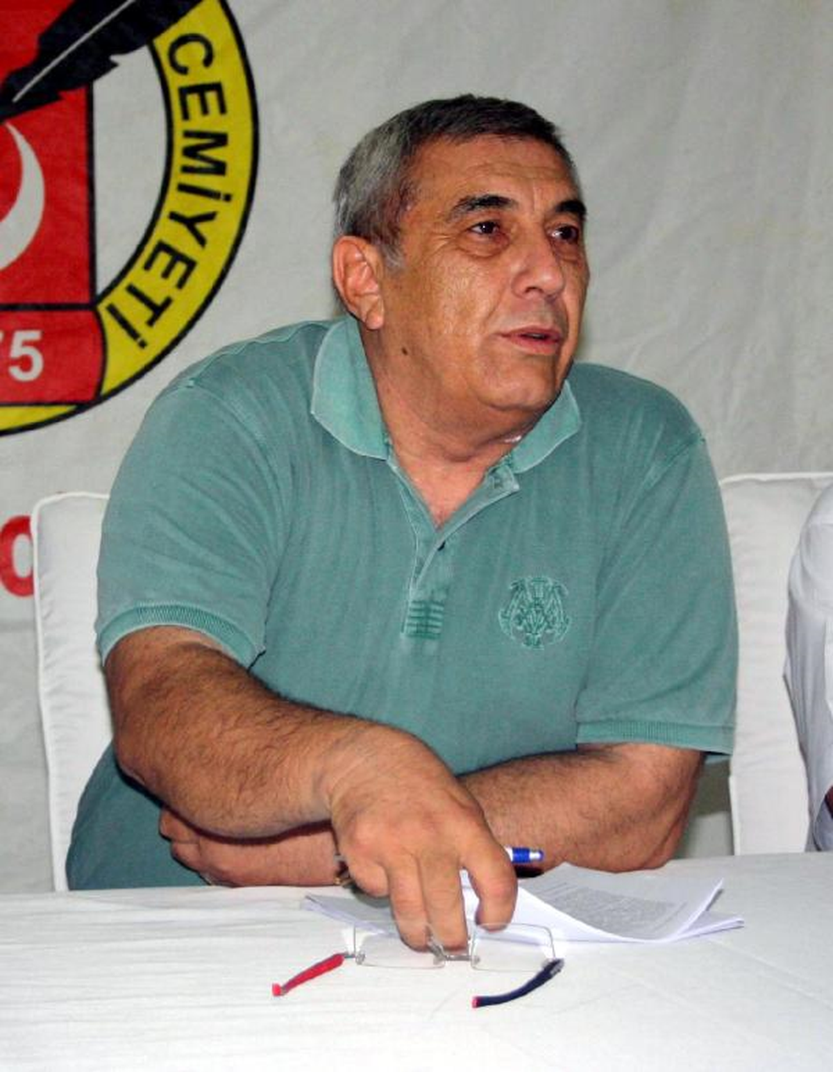Mersin CHP\'de Macit Özcan, Seçim Kurulu Kararıyla Kurultay Delegesi Oldu