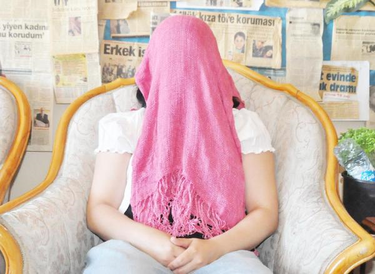 15 Yıldır Eski Eşinden Kaçıyor