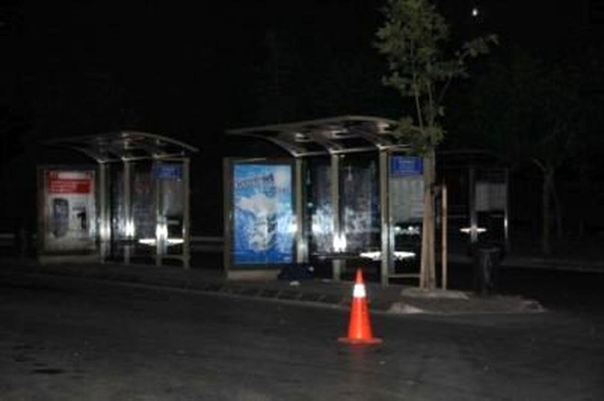Otobüs Durağına Bırakılan Çanta Paniğe Neden Oldu