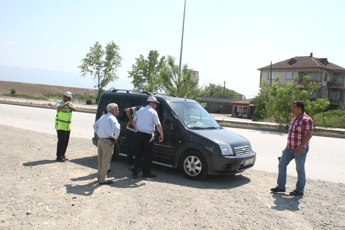 Otomobilin Çarptığı Şahıs Yaralandı