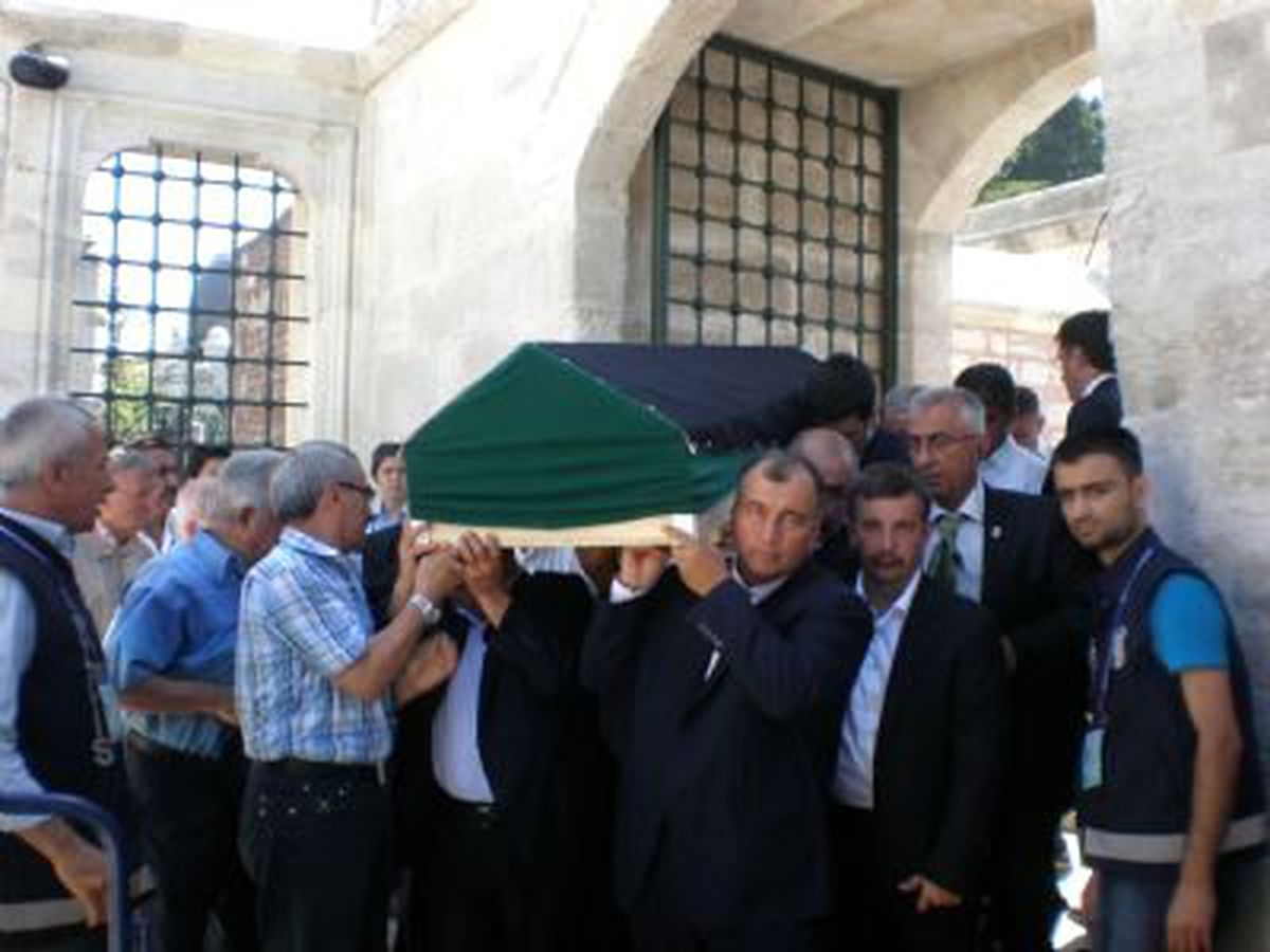 Sabri Ülker Son Yolculuğuna Uğurlanıyor