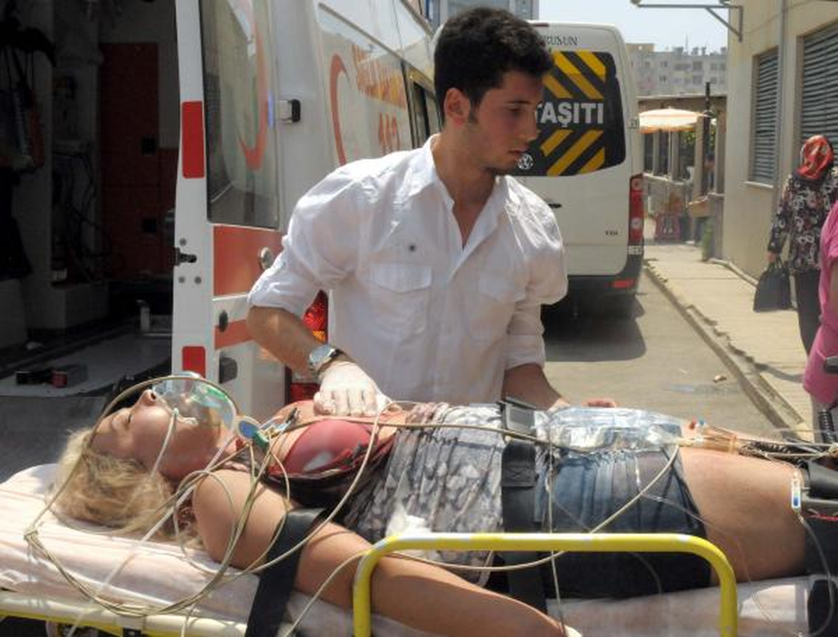 Sevgilisini Bıçaklayıp, İntihar Girişiminde Bulundu