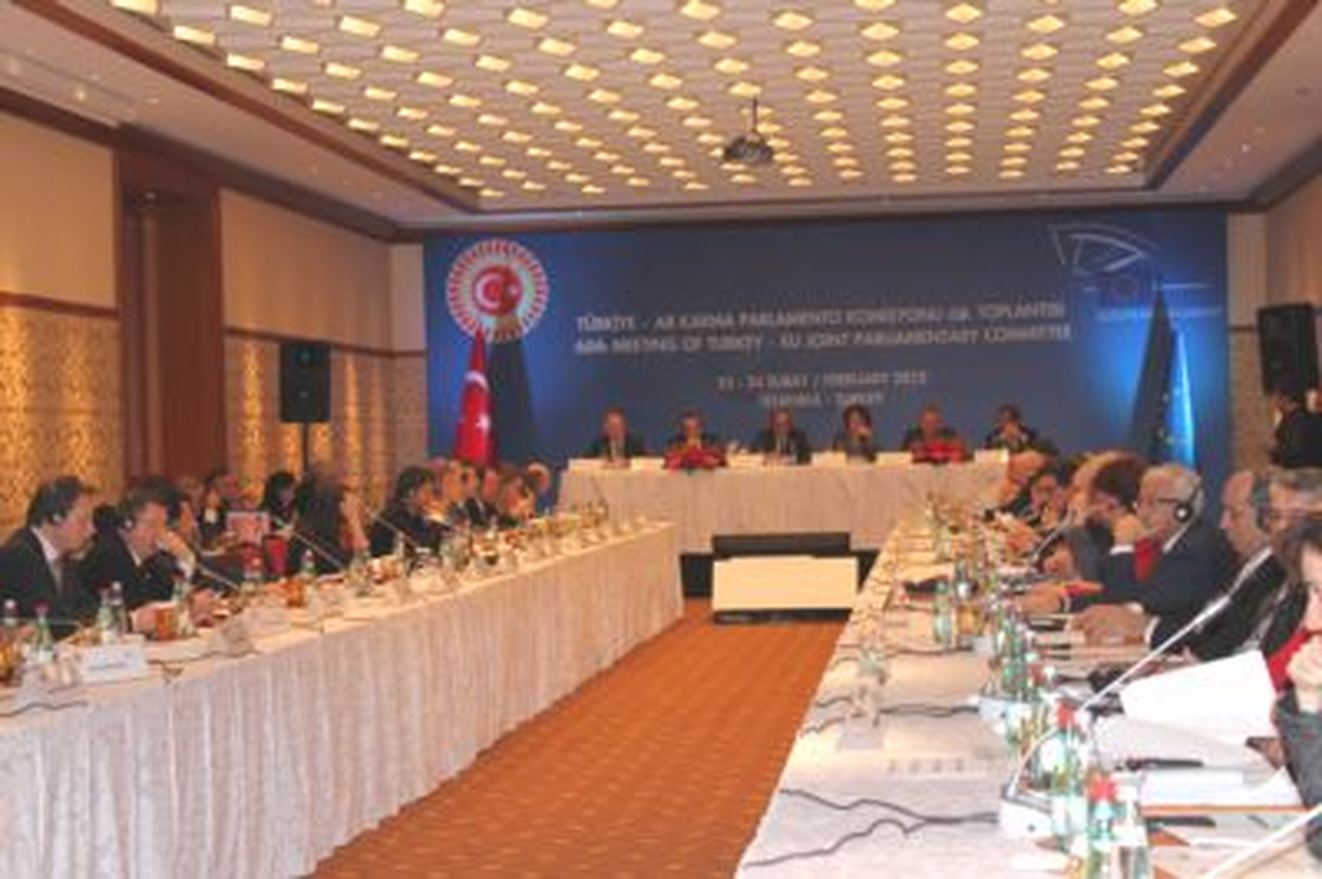 Türk ve AB\'li Parlamenterler Türkiye\'deki Kadın Haklarını Tartışacak
