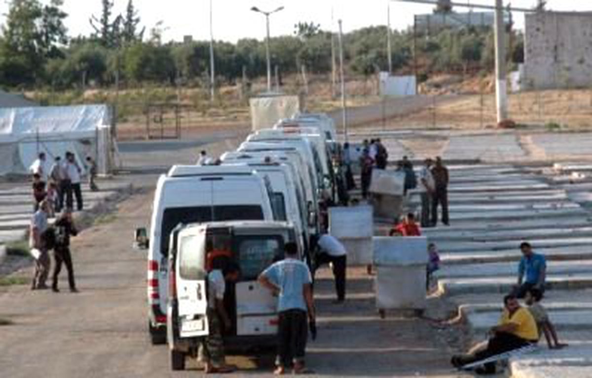 400 Suriyeli Türkiye\'ye Sığındı