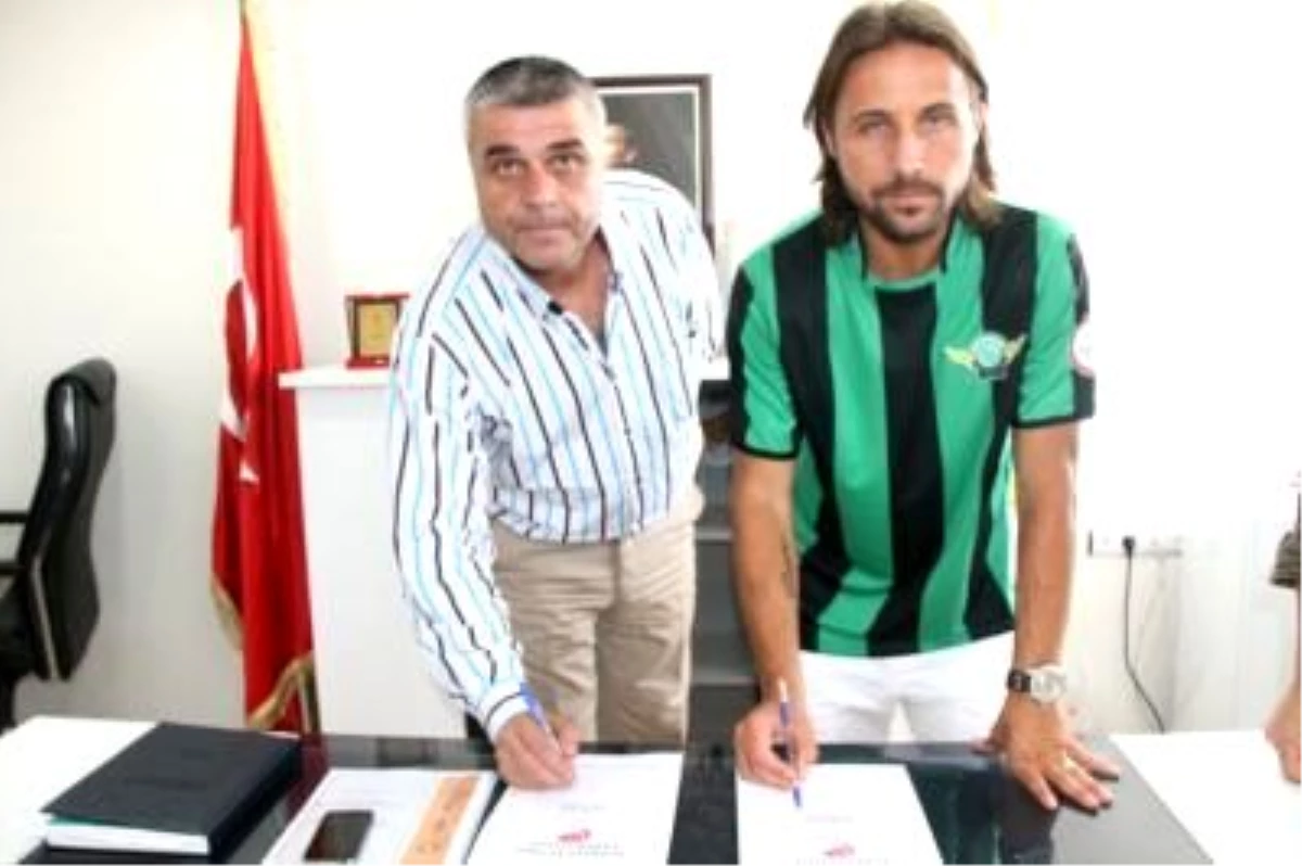 Akhisar Belediyespor İlk Transferini Yaptı