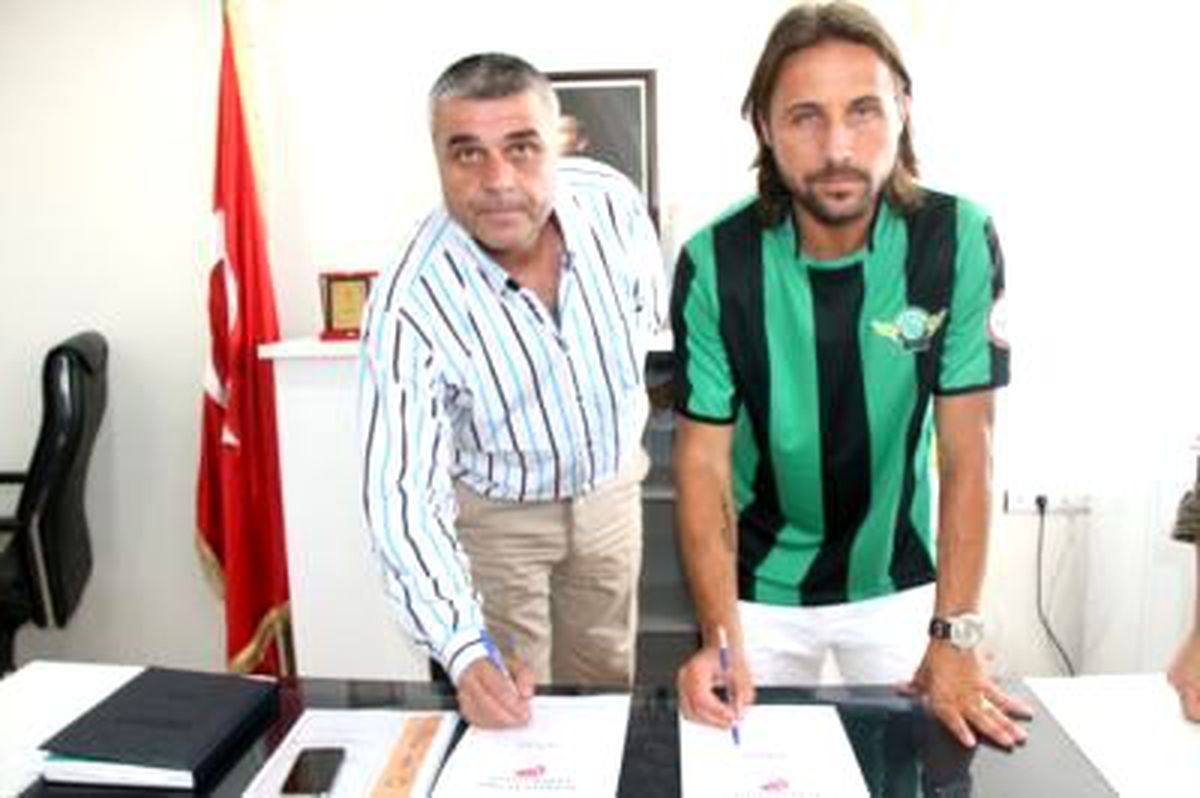 Akhisar Dış Transferde İlk Olarak Emin\'le Anlattı