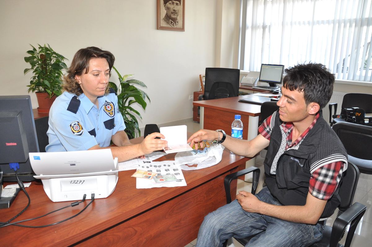 Aksaray Emniyetinden Pasaport Uyarısı