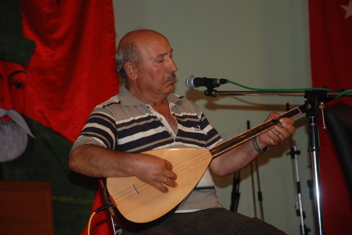 Aleviler Didim\'de Örgütlülüğü Masaya Yatırdı