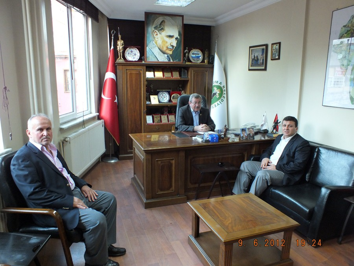 Almanya Zonguldaklılar Derneğinden Başkan Gülşen\'e Taziye Ziyareti