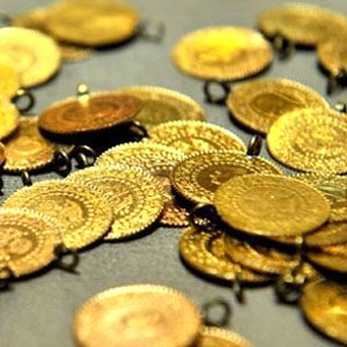 Altının Kilogramı 94 Bin 500 Liraya Geriledi