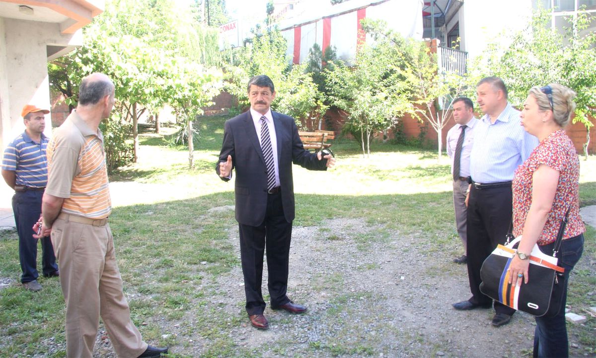Belediye Başkanı Parkları İnceledi
