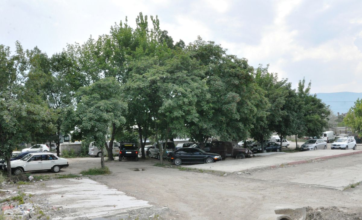 Bolu\'da Eski Terminal Alanı Otoparka Döndü