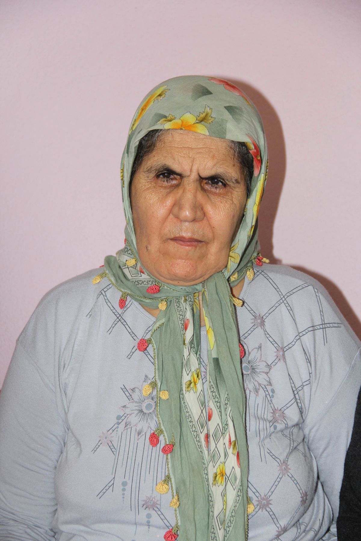 Evlatlarına Hem Anne Hem Baba Oldu