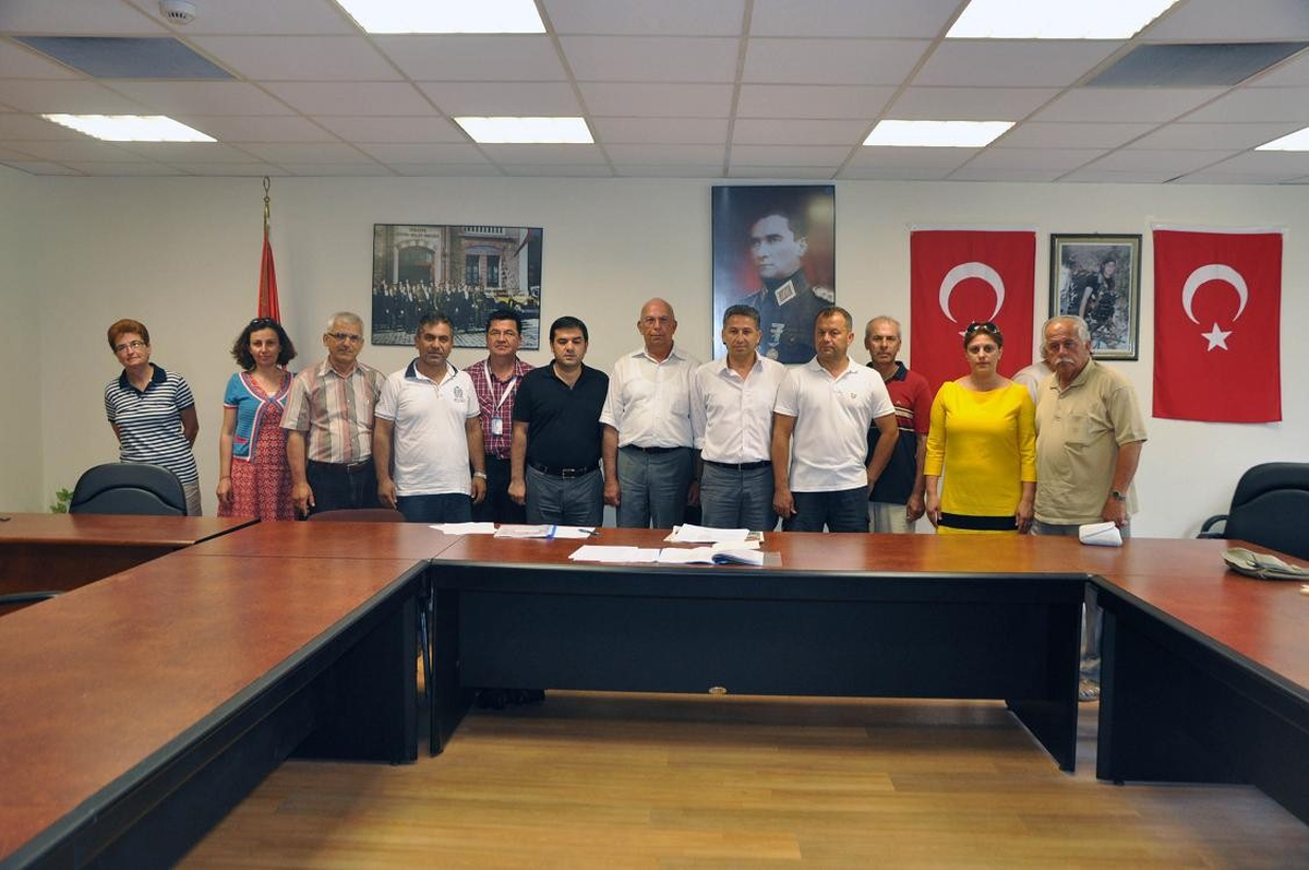 Fethiye\'de Tsunami Haberlerine Tepki