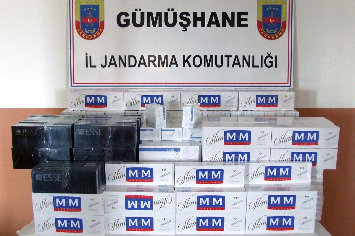 Gümüşhane\'de 5 Bin 700 Paket Kaçak Sigara Yakalandı