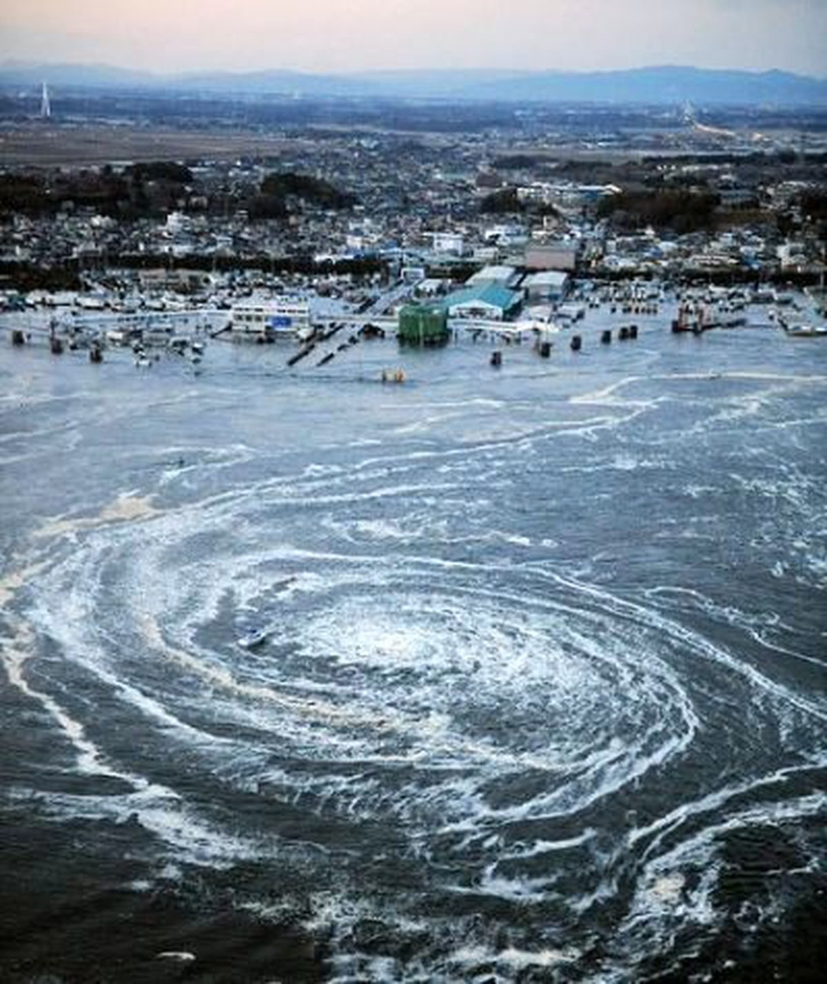 Kandilli\'den "Tsunami" Açıklaması