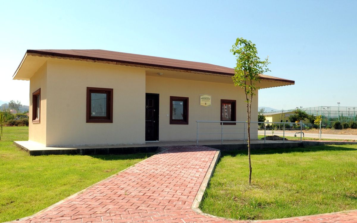 Kepez\'de 15 Mahalleye Daha Muhtar Evi Yapılacak