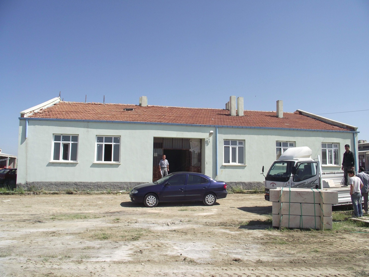 Kulu\'da 15 Yıl Önce Yapılan Çıraklık Okulu Öğrencilerini Bekliyor