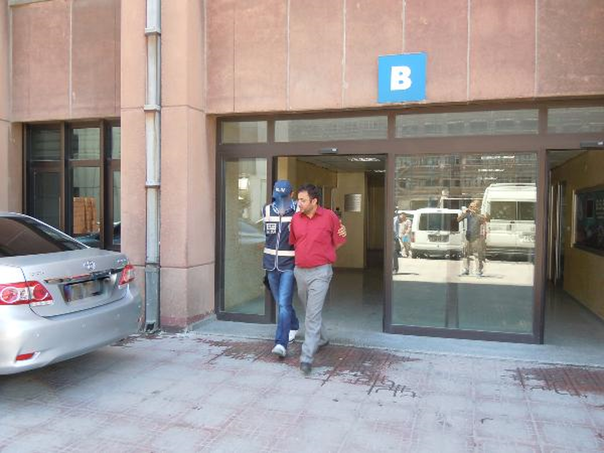 Lüks Villada, 48 Kilo 850 Gram Uyuşturucu Ele Geçirildi