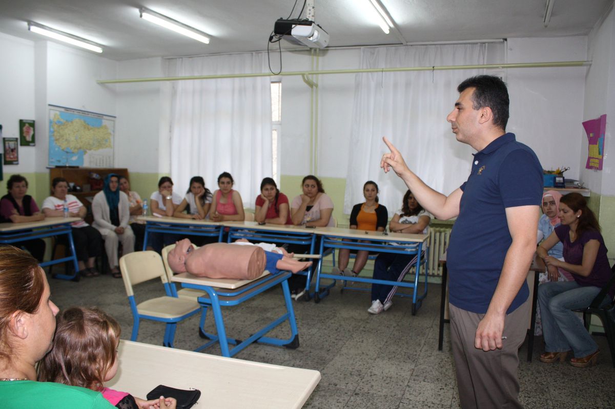 Musluda 45 Bayana İlkyardım Eğitimi Verildi.