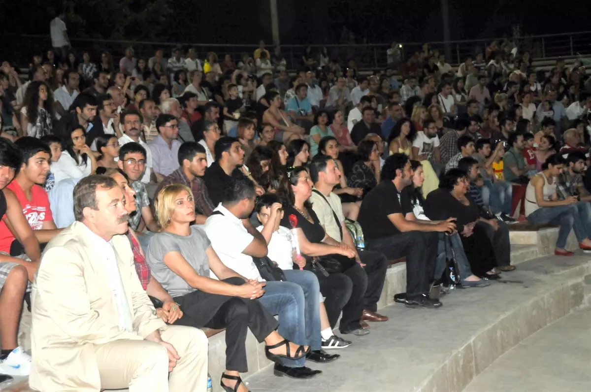 Nükleer Karşıtları Bandista Konserinde Buluştu