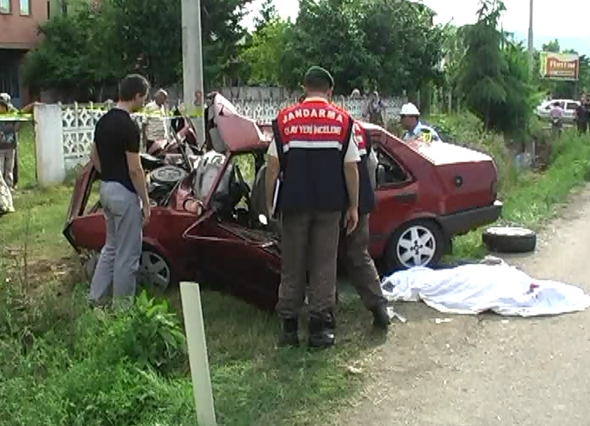 Ordu\'da Trafik Kazası: 2 Ölü, 1 Yaralı
