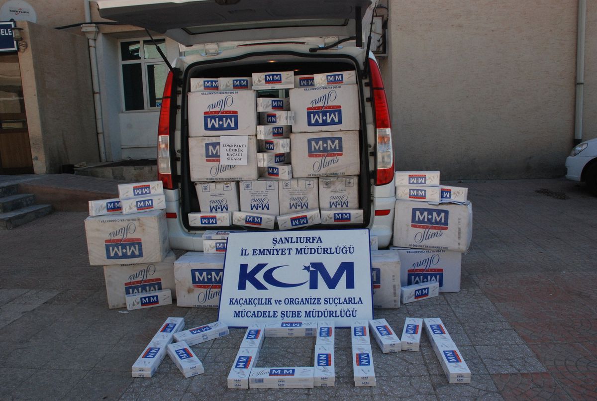 Şanlıurfa\'da Kaçak Sigara Operasyonu