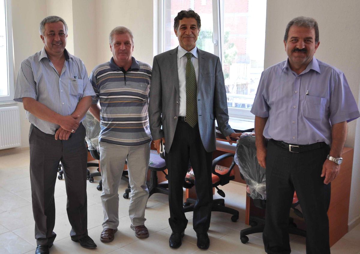 Soma\'nın Yeni Halk Kütüphanesi Faaliyete Başlıyor