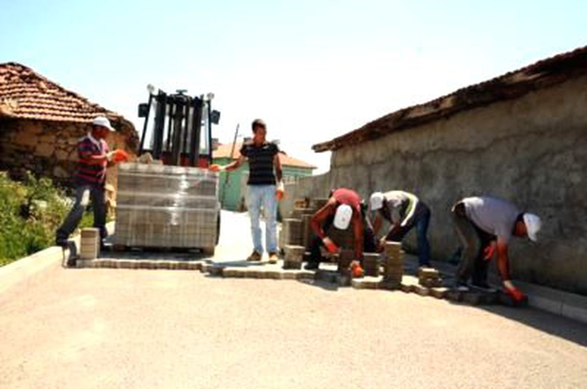 Tepebaşı Belediyesi Fen İşleri Üstyapı İçin Seferber Oldu