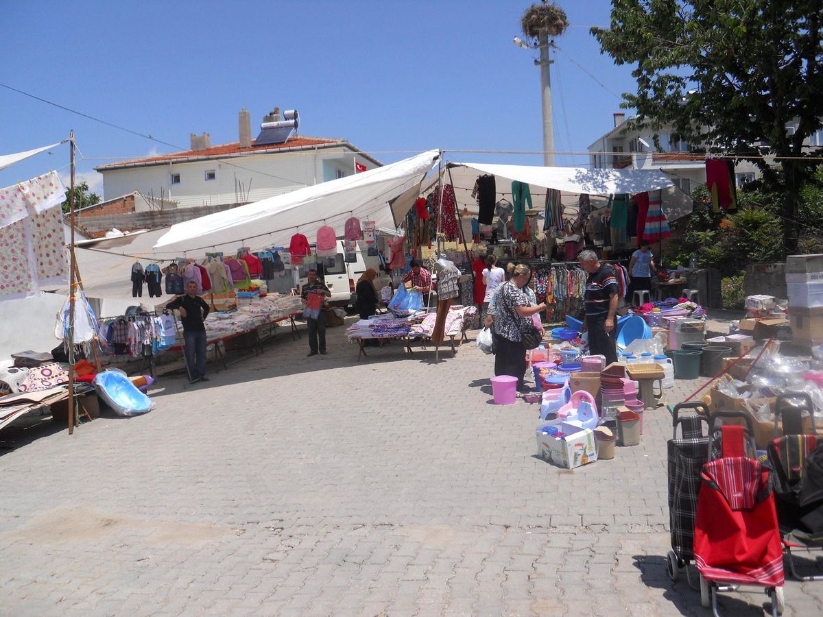 Vatandaşlar 201, Esnaf 68 İmza Verdi..