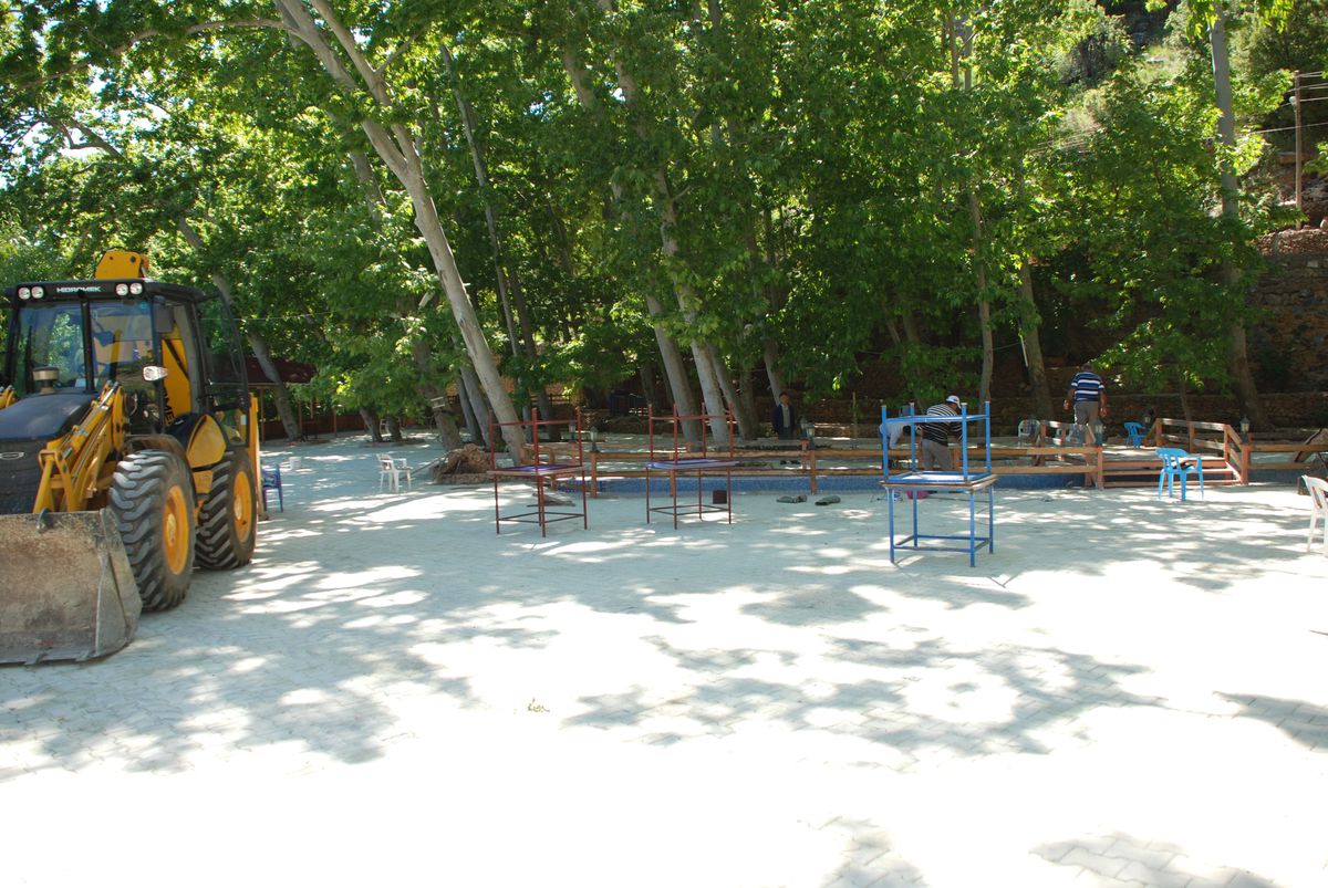 Bademli Beldesi\'ne Park ve Piknik Alanı Yapılıyor