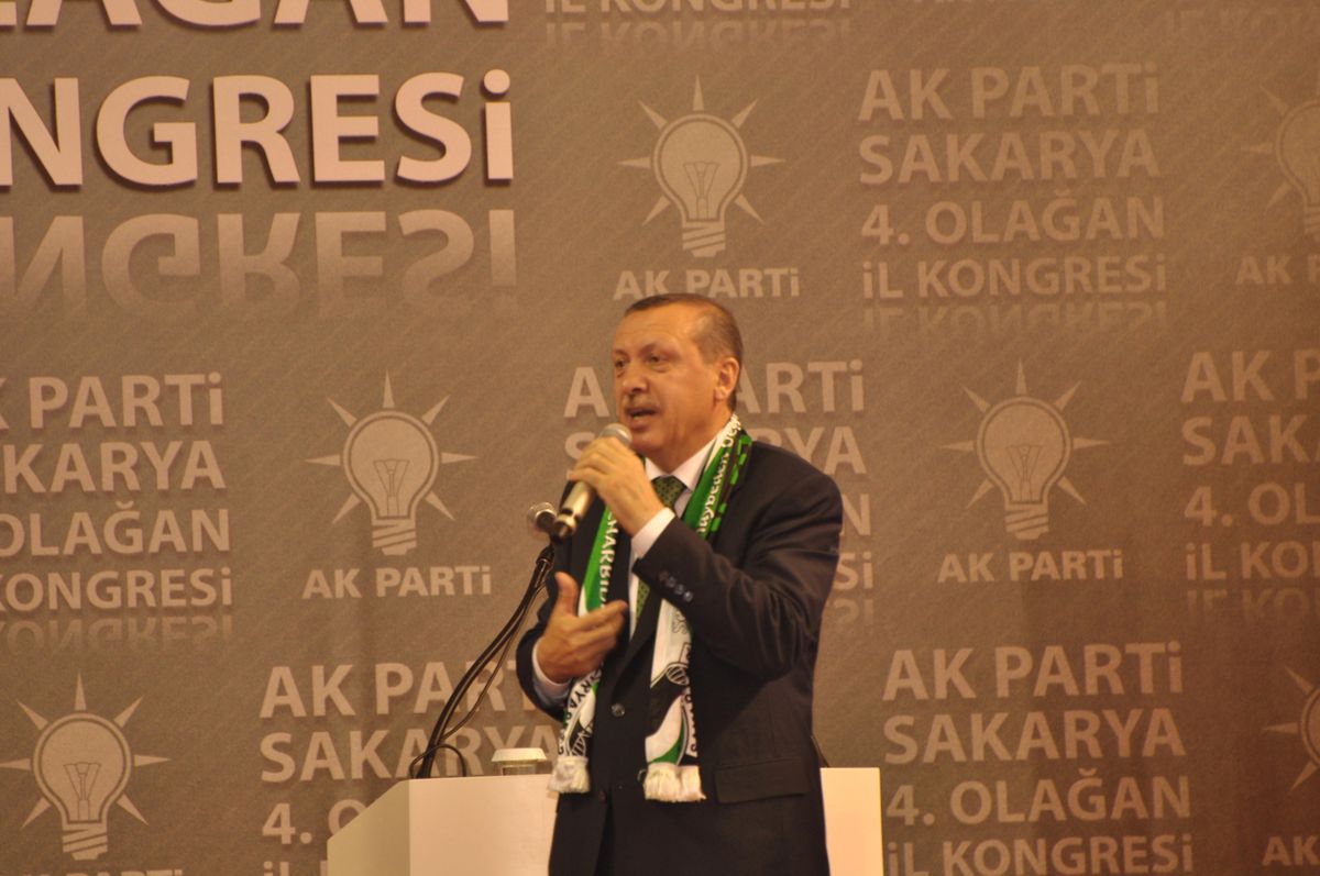 Başbakan Erdoğan MHP\'yi Eleştirdi