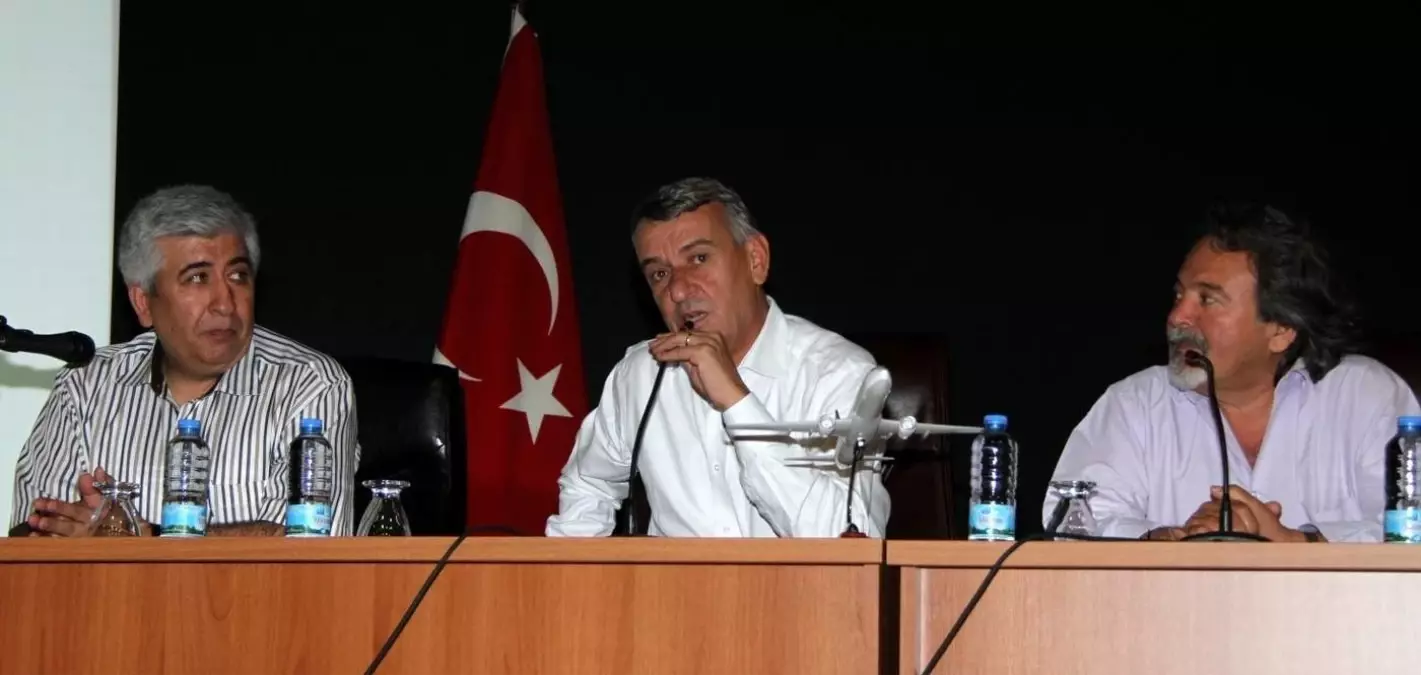 Başkan Şenol Gaziemir\'i Anlatıp, Dertleri Dinliyor