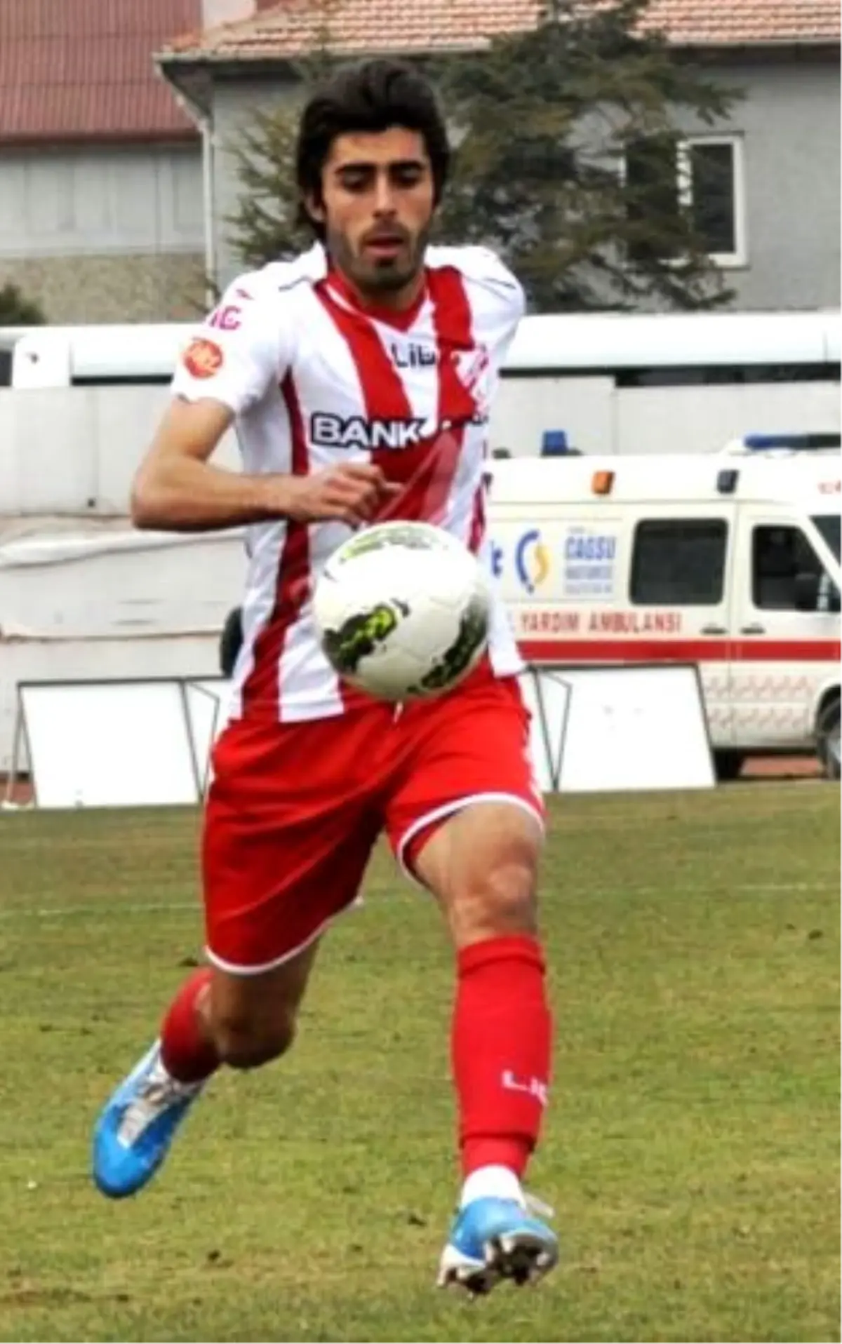 Boluspor Hakan Arslan'ın Sözleşmesini Uzattı, Orhan Ak ile Yollarını Ayırdı