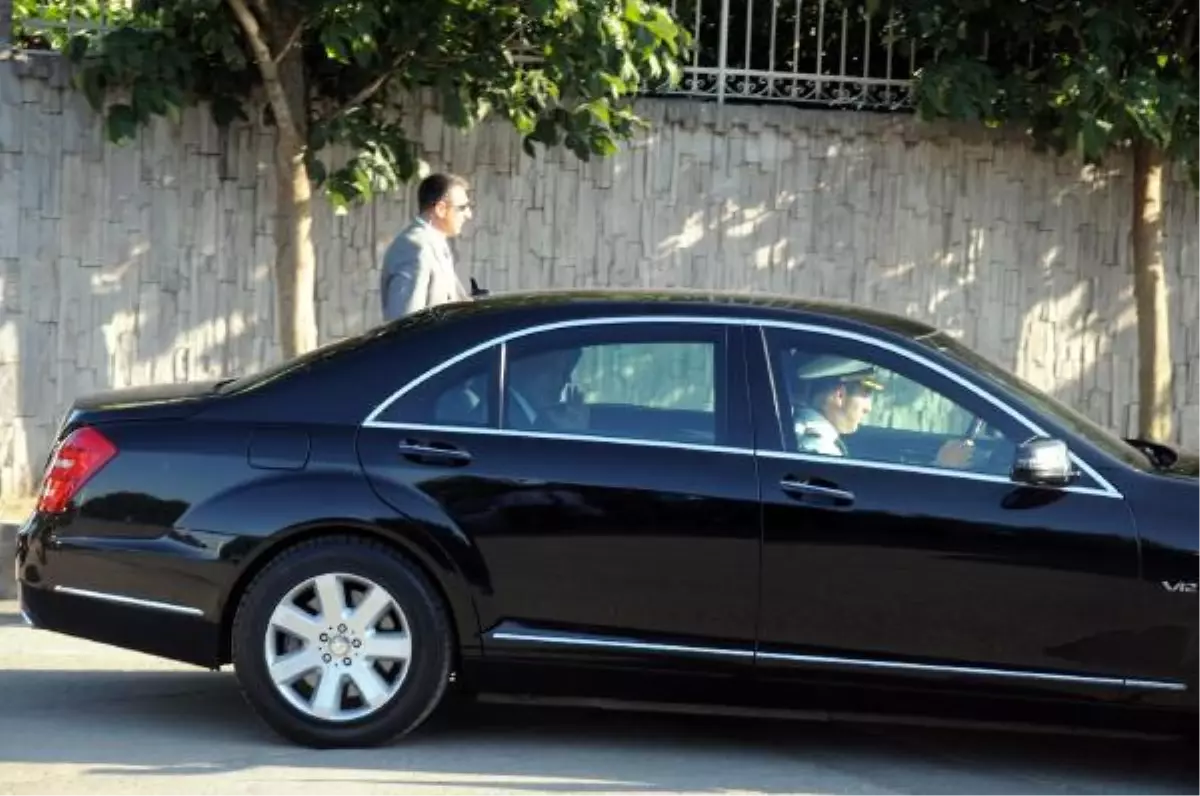 Cumhurbaşkanı Gül\'den Ülker Ailesine Taziye Ziyareti