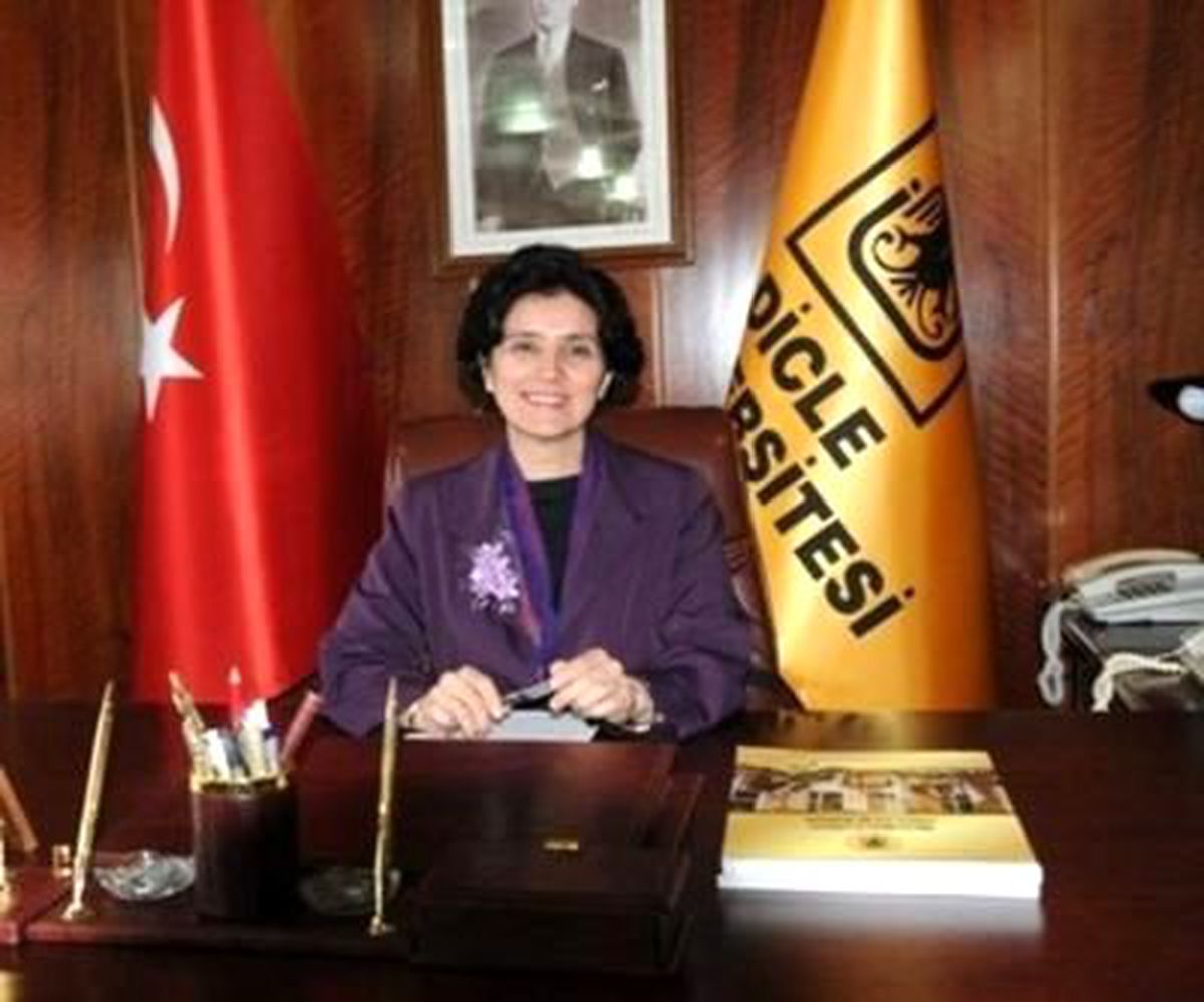 Dicle Üniversitesi\'nde Rektörlük Seçimi (2)