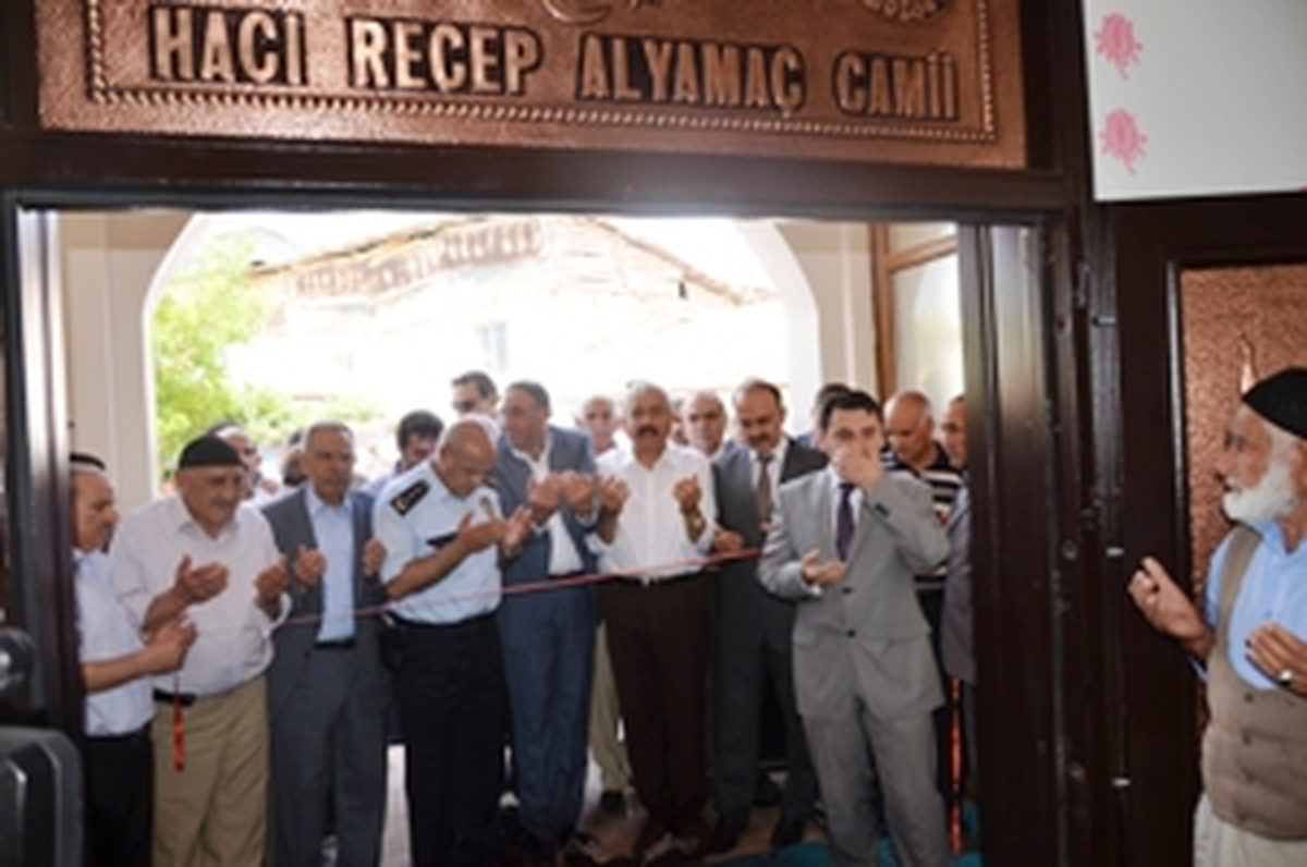 Hacı Recep Alyamaç Camisi Açıldı