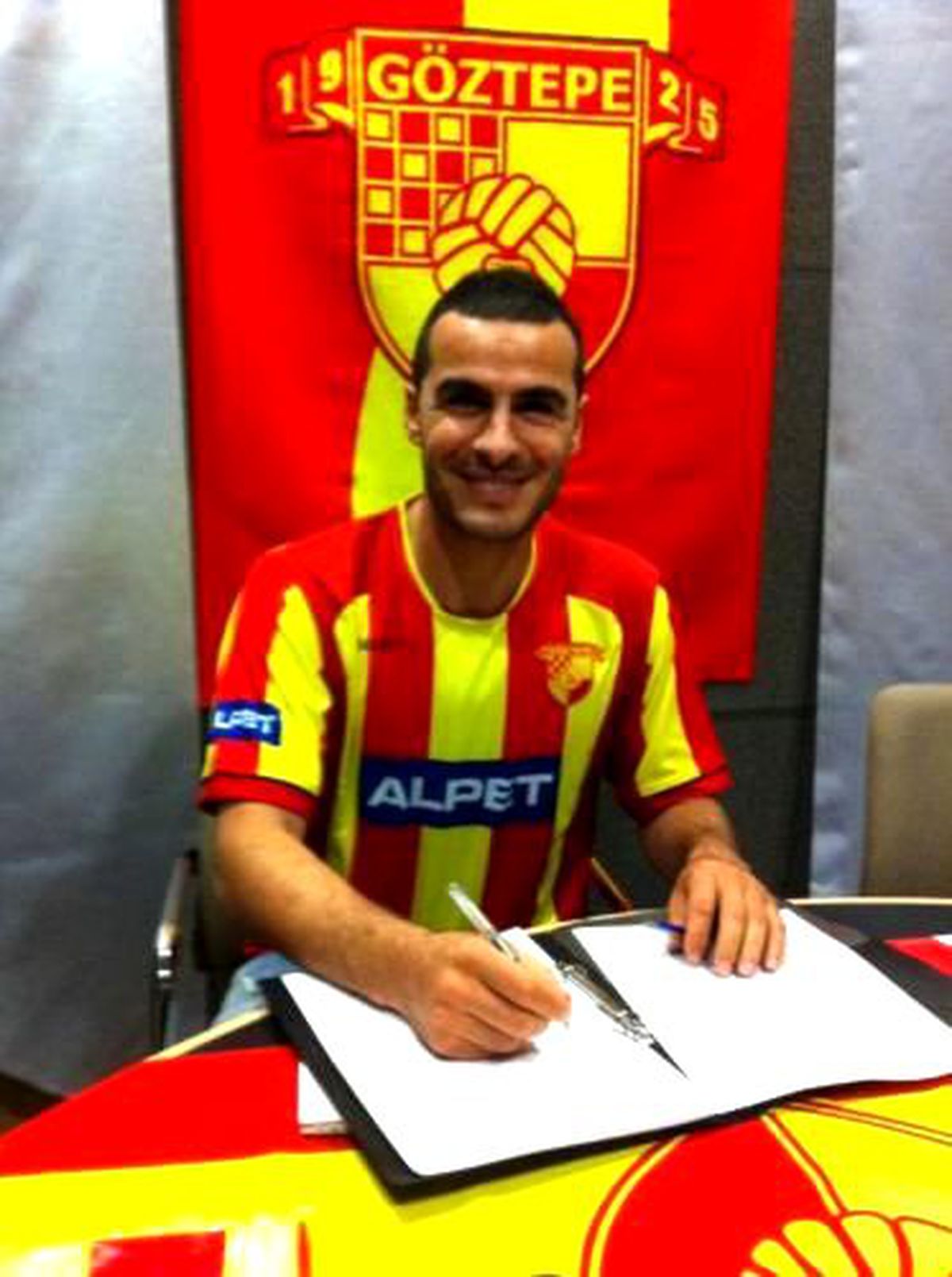 Hamza Gezmiş Göztepeli Oldu