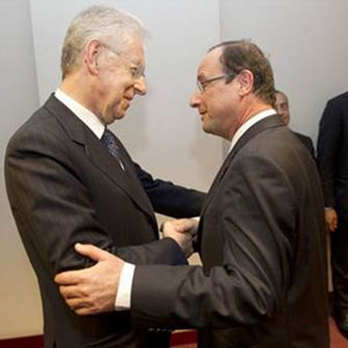 Hollande ve Monti, Roma\'da "Euro" Krizini ve Suriye\'yi Ele Aldı