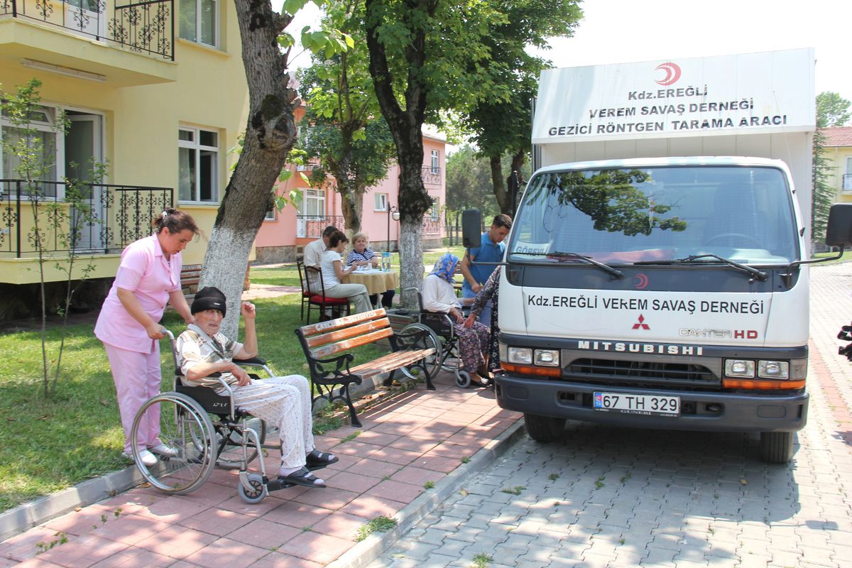 Huzurevinde Verem Taraması Yapıldı