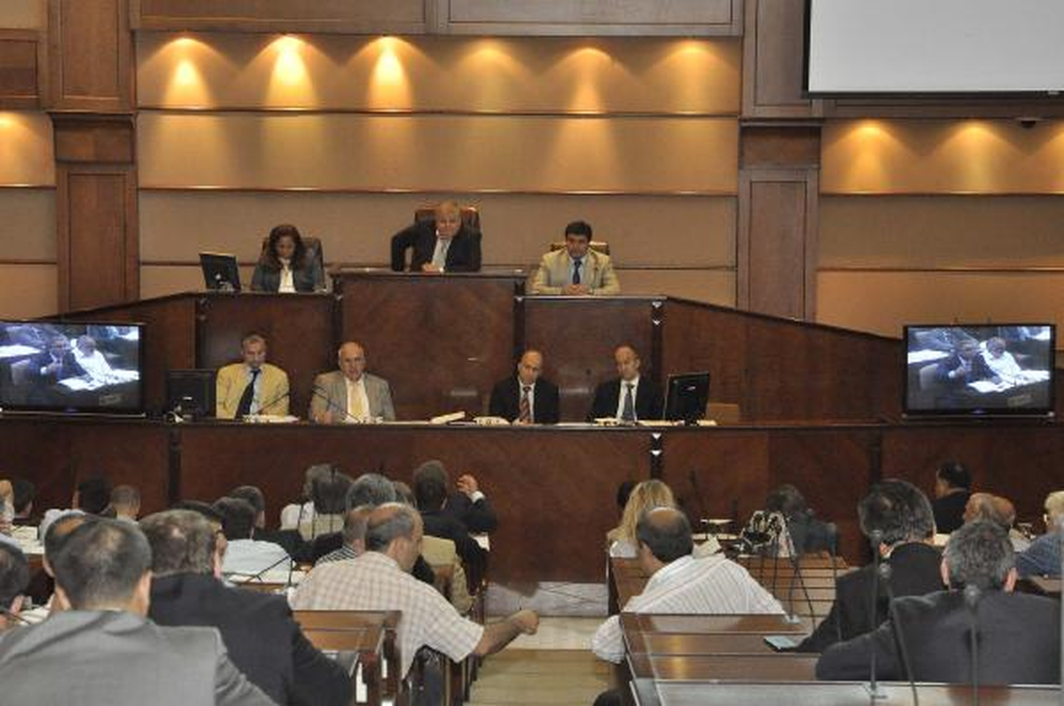 İbb Meclisinde Esenyurt Tartışması