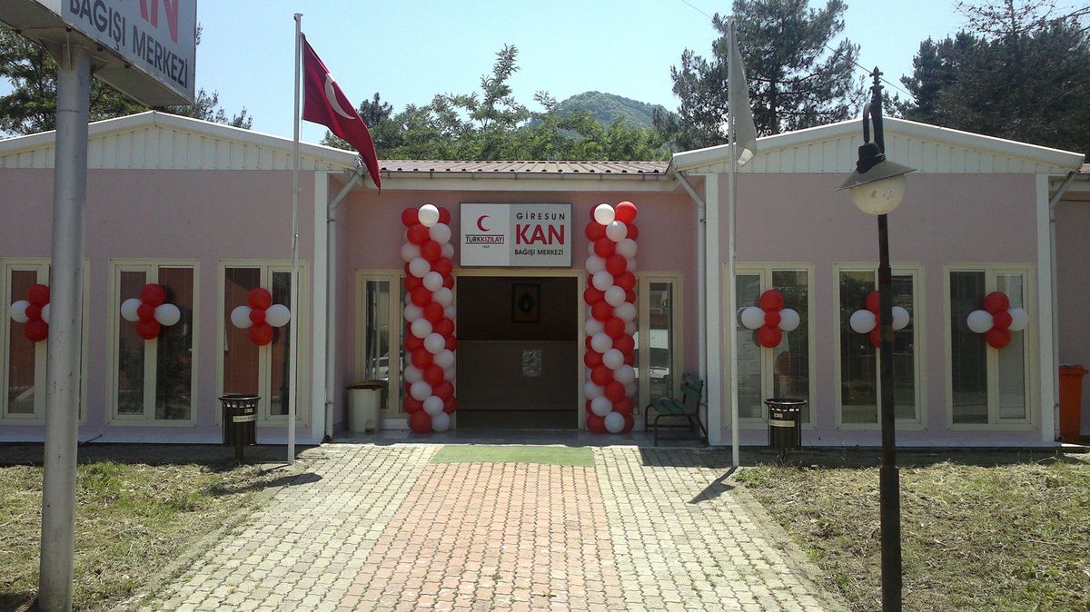Kan Veren Bağışçılar Madalya ile Ödüllendirldi