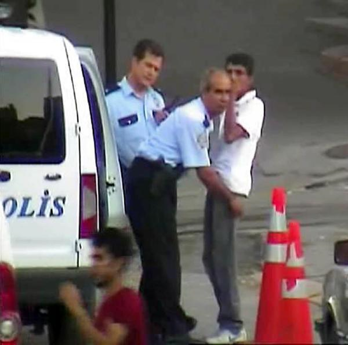 Kapkaç Şüphelisinin Yakalanması Mobese Kamerasında