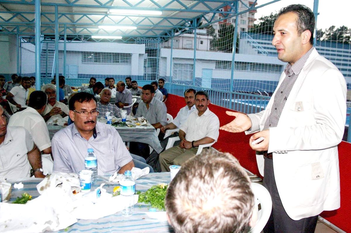 Kurum Personellerine Yemek Verildi