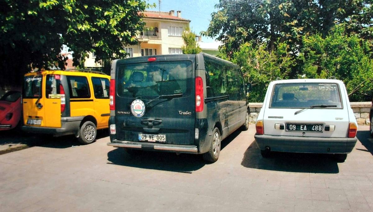Otopark Tahsisi Esnaf ile Oda Başkanını Karşı Karşıya Getirdi