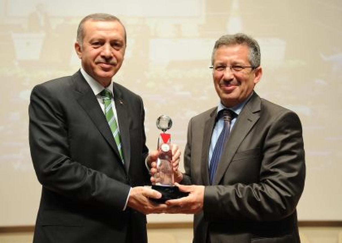 \'Şiir Festivali\'nin Onur Ödülü\'